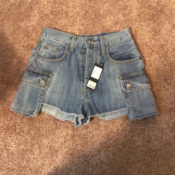 Fun Jean Shorts from LF with extra pockets! - Picture 1 of 1